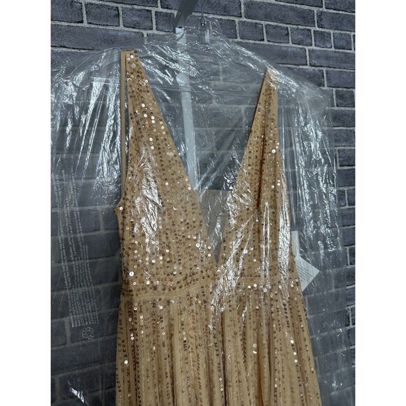 **NEW** Mac Duggal 10700 V Neck Sunset Sequin Gown Maxi Dress Size 20 - Picture 3 of 6